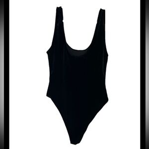 Black Velvet Scoop Neck Tank Top Bodysuit Size Medium (0309)